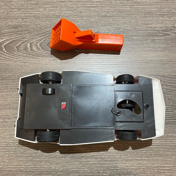 VINTAGE 1970s MARLBORO LANCIA STRATOS TURBO Sonic Controlled Racing Car RC - Picture 9 of 10